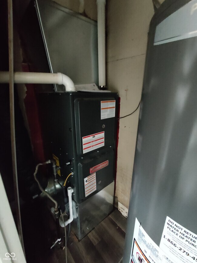 Building Photo - 1325 Jefferson Ave