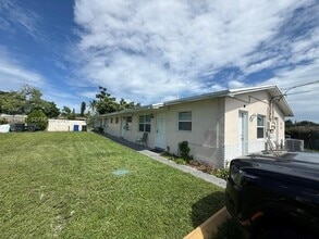 Building Photo - 5946 McKinley St