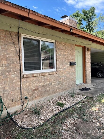 Building Photo - 2102 Ann Arbor Ave