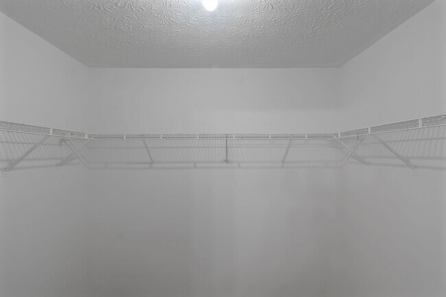 Building Photo - 97 Livingston Ln