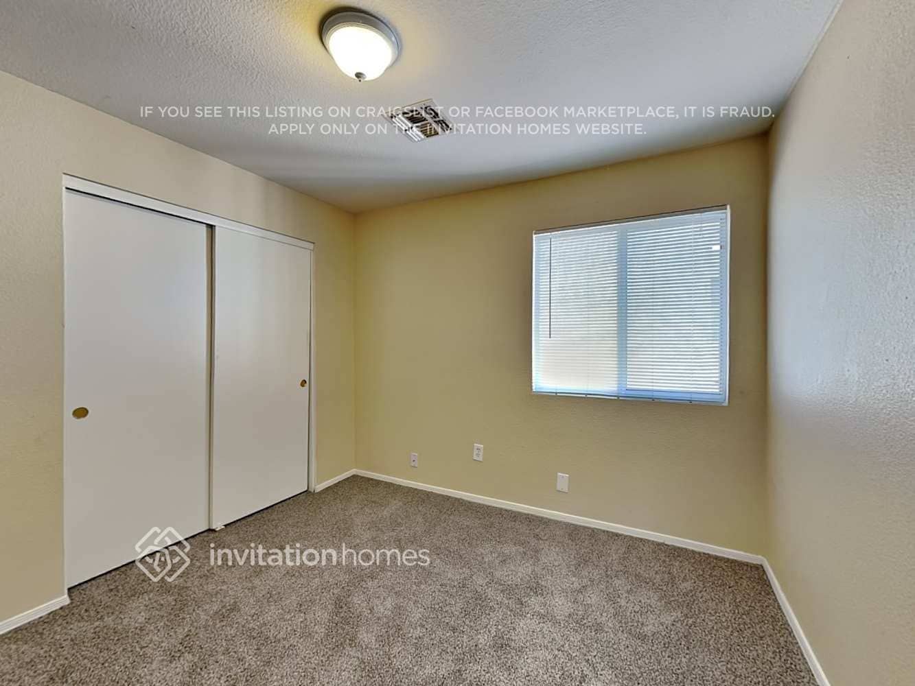 Building Photo - 10418 W Orange Dr