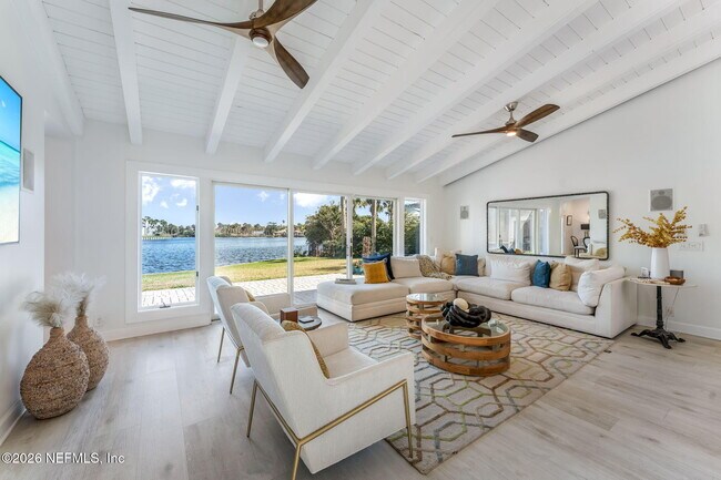 Building Photo - 177 San Juan Dr