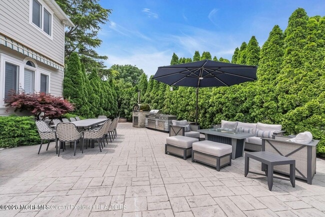 Building Photo - 7 MacKenzie Rd