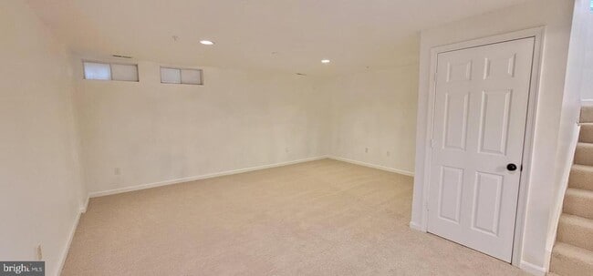Building Photo - 662 Lucky Leaf Cir