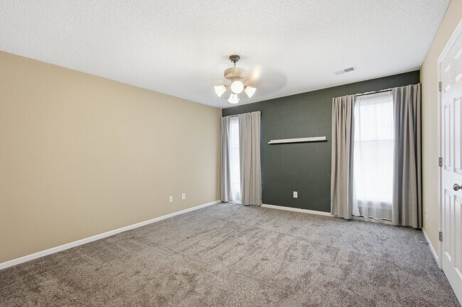 Building Photo - 4417 N 106th St