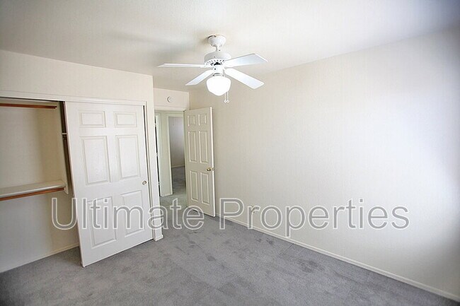 Building Photo - 5420 W Oraibi Dr