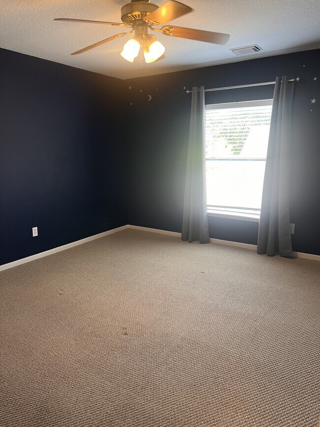 Building Photo - 9327 Restover Ln