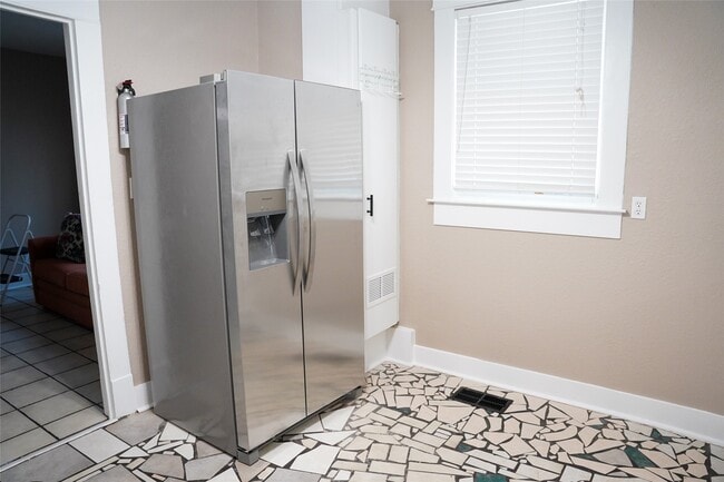 Building Photo - 1712 19th St