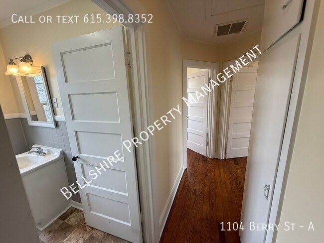 Building Photo - 1104 Berry St