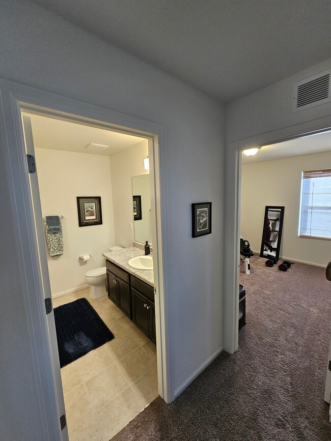 Building Photo - 6214 Long Branch Dr