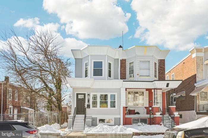 Building Photo - 914 S 54th St