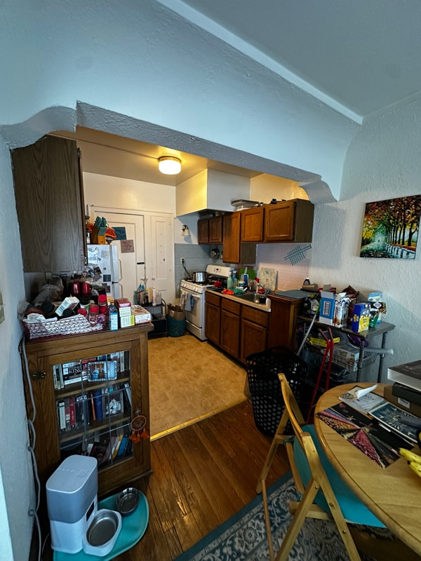 Building Photo - 4442 N Oakland Ave