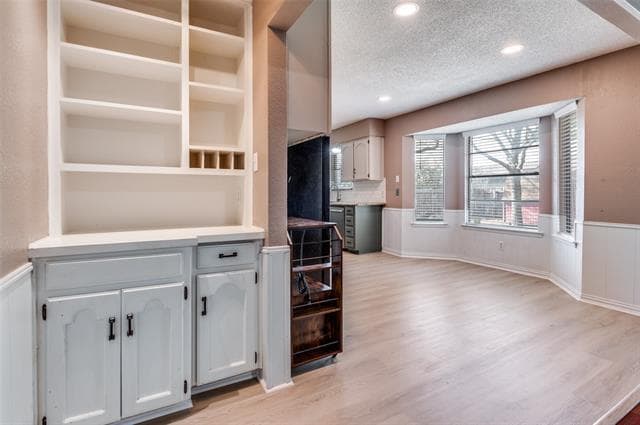 Building Photo - 8705 Irongate Dr