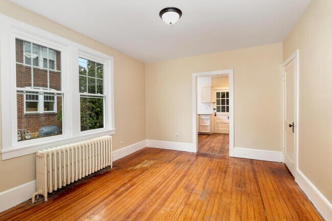 Building Photo - 142 Riddle Rd