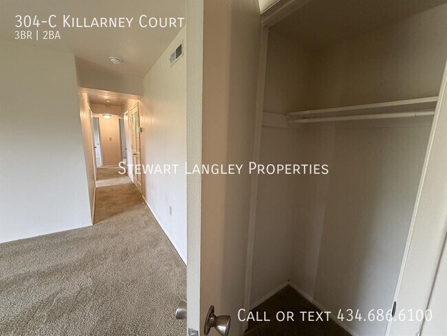 Building Photo - 304-C Killarney Court-