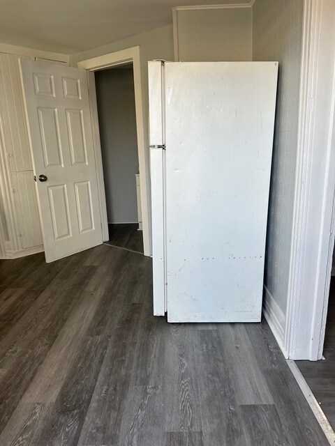 Building Photo - 4656 Main St