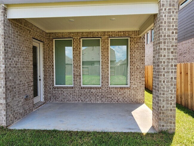 Building Photo - 6307 Serenity View Ln
