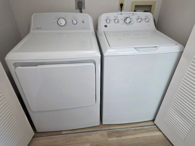 New washer and dryer - 2222 N Cypress Bend Dr