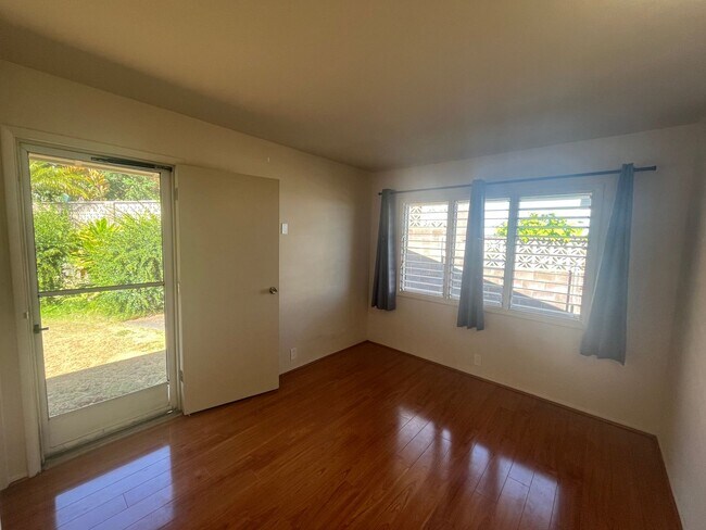 Building Photo - Breath-taking Coastal View, 4 Bdrm/2.5 Bath Home