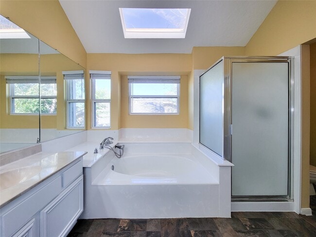 Building Photo - 10130 Berry Limb Dr