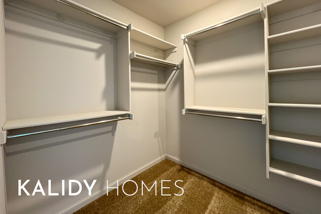 Building Photo - 4812 Crystal Hill Dr