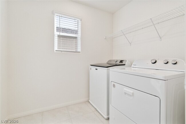 Building Photo - 9079 Vesey Ave