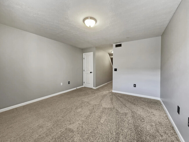 Building Photo - 6327 Royal Tern Crossing