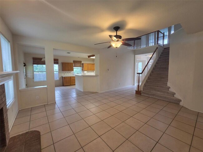 Building Photo - 3208 Santee Dr