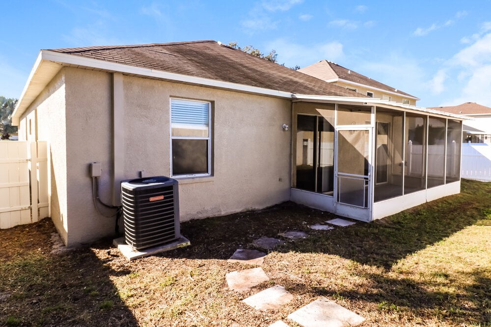 Building Photo - 1231 Loretto Cir