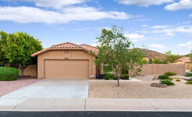 Building Photo - 3818 E Blue Flax Ave