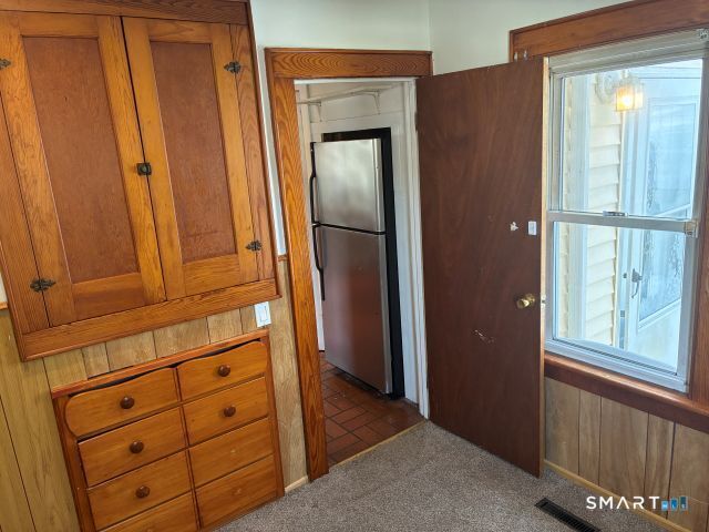 Building Photo - 68 New St