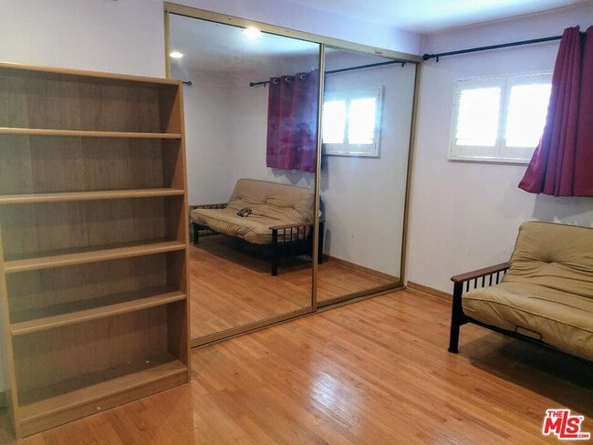 Building Photo - 7720 Cowan Ave