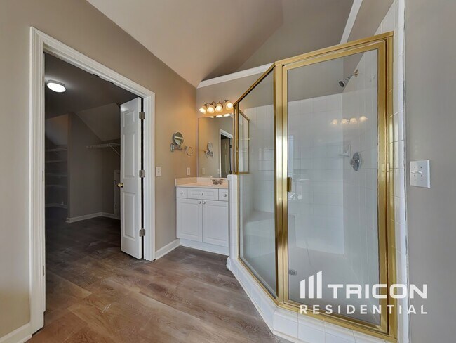 Building Photo - 1410 Bentwater Dr