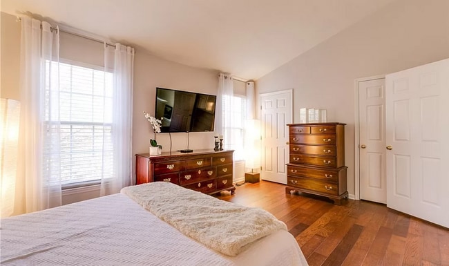 Building Photo - 4922 Bunclody Ct