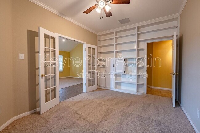 Building Photo - 2601 Tumbling River Dr