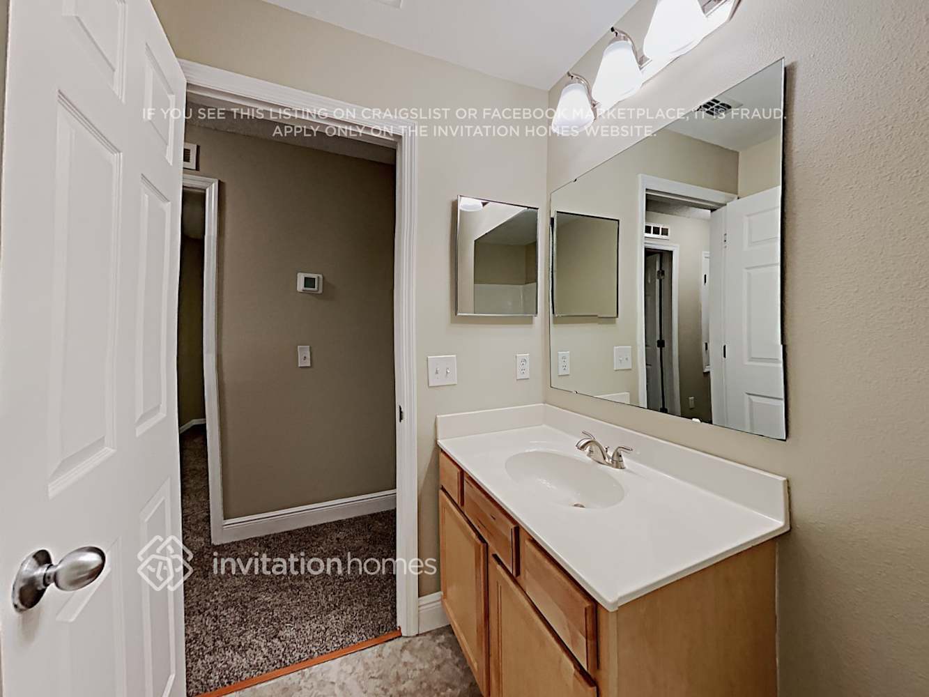 Building Photo - 3205 White Blossom Ln