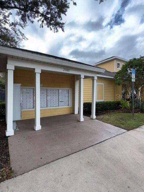 Building Photo - 1901 Estancia Cir