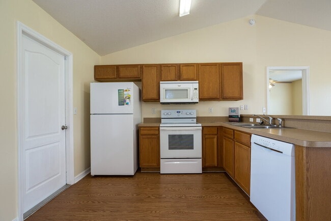 Building Photo - 14915 Windy Mt Cir