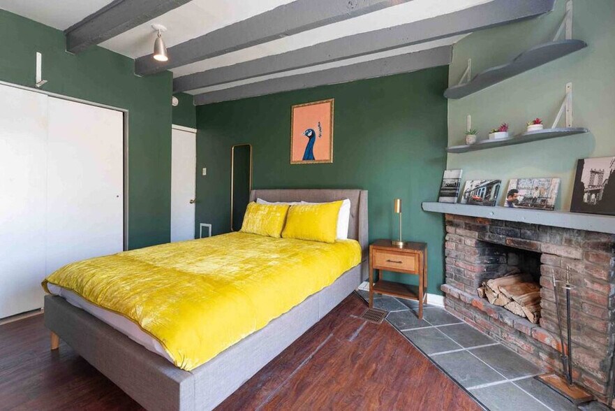 Building Photo - 1136 Rodman St