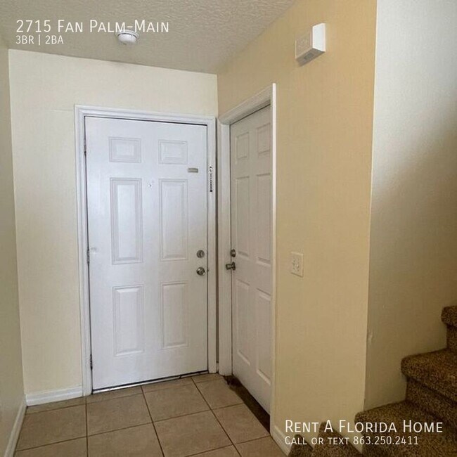 Building Photo - 2715 Fan Palm Dr