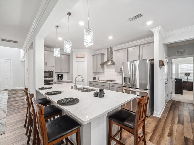 Building Photo - Longleaf Estates