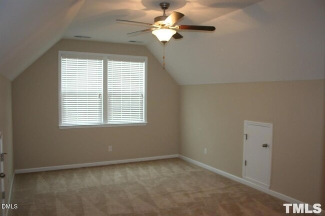 Building Photo - 805 Keystone Park Dr