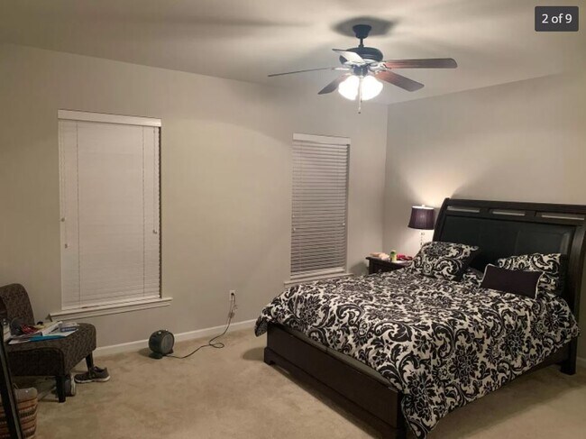 Building Photo - 210 Moss Bluff Dr