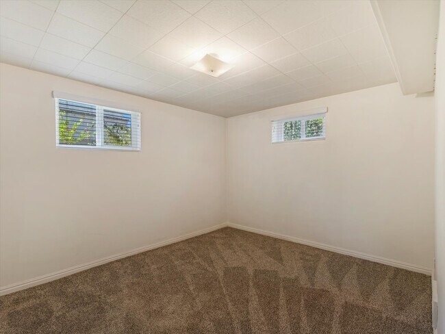 Building Photo - 1786 S 2100 E