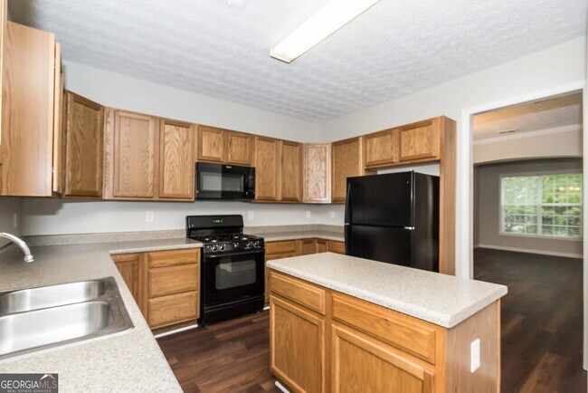 Building Photo - 134 Silver Arrow Cir