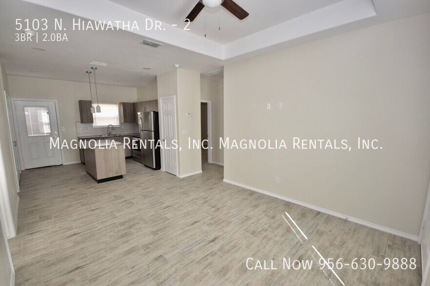 Building Photo - 5103 N Hiawatha Dr