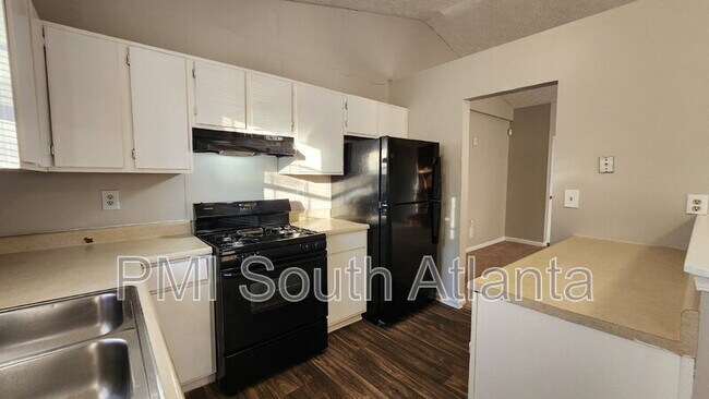 Building Photo - 5426 Glen Haven Dr