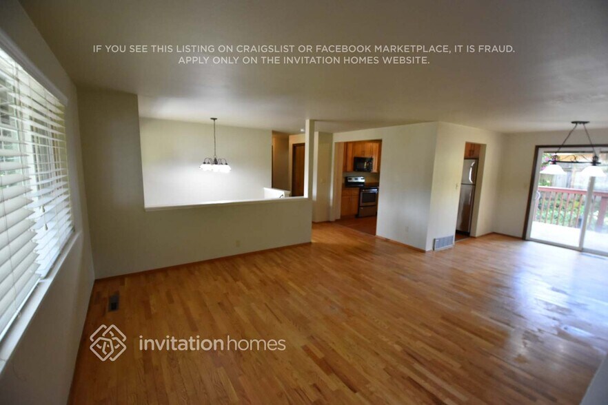 Building Photo - 11002 Dean Ct SW