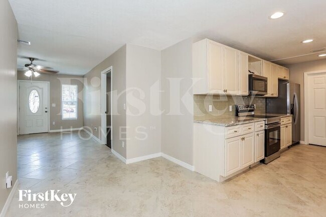 Building Photo - 8045 Lamb Ct