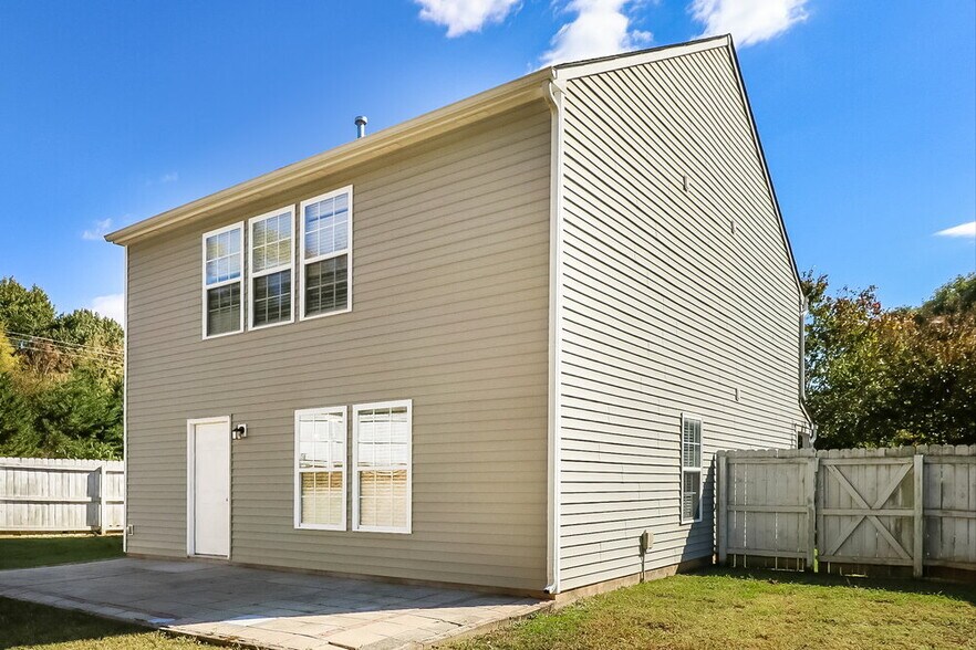 Building Photo - 2604 Dapple Ct